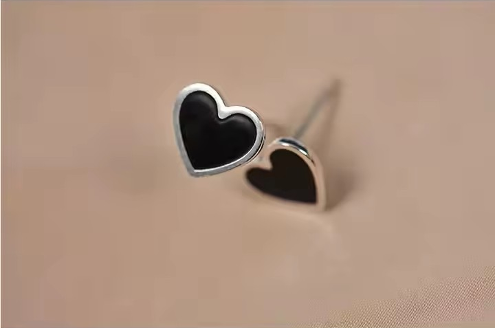 Forever Yours Black Heart Studs