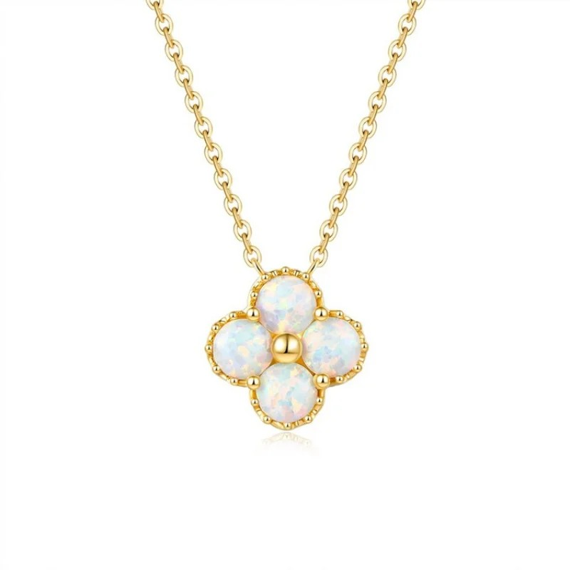 Fortune Smiles On You Clover Necklace